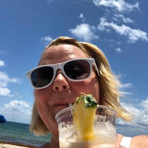 Meet your Posher, Danielle